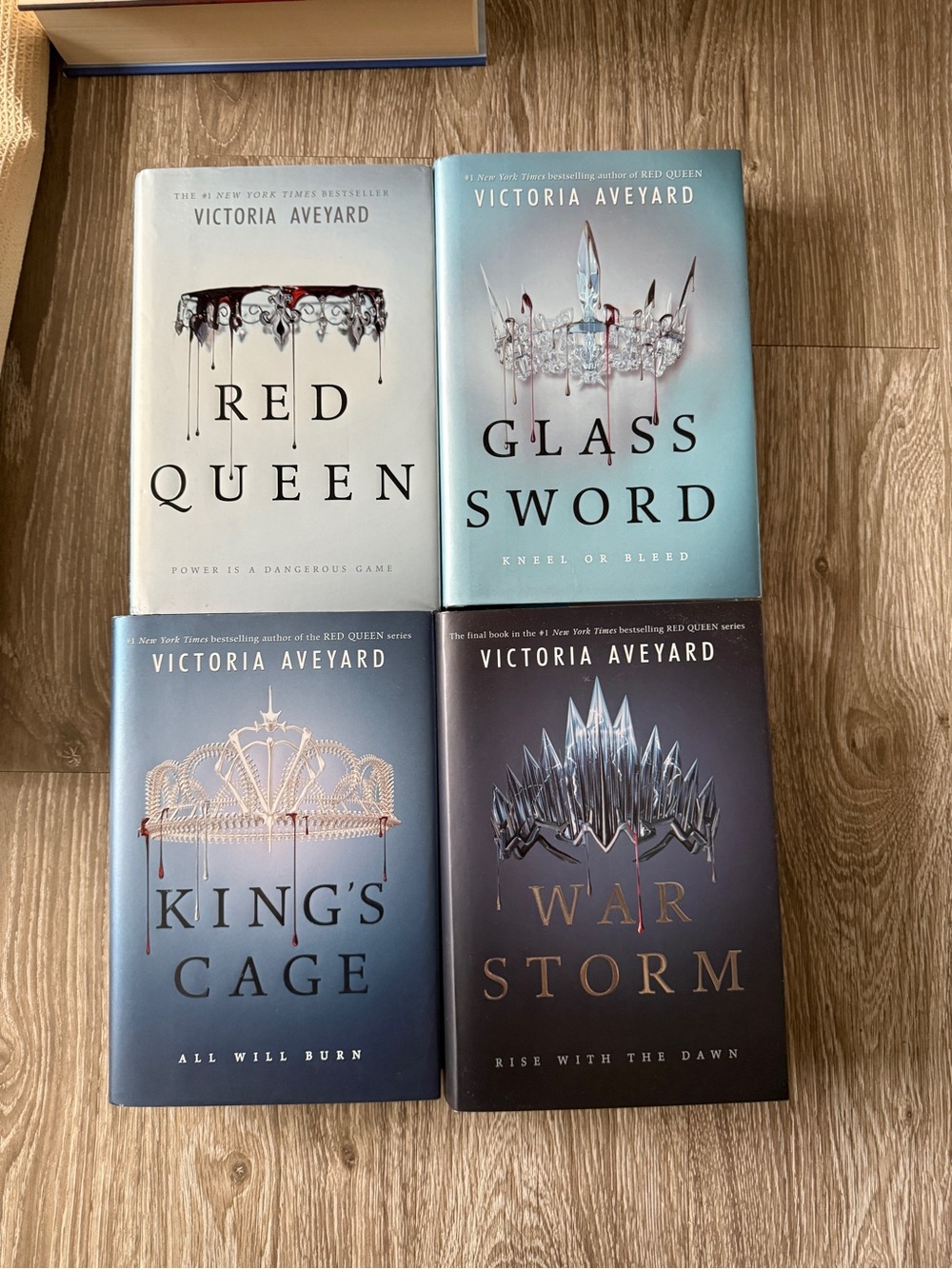 Red Queen Book Bundle - Picture 2 of 5
